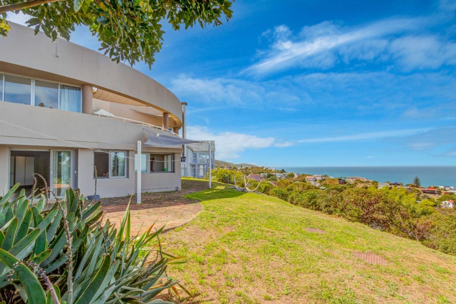 6 Bedroom Property for Sale in Brenton On Sea Western Cape